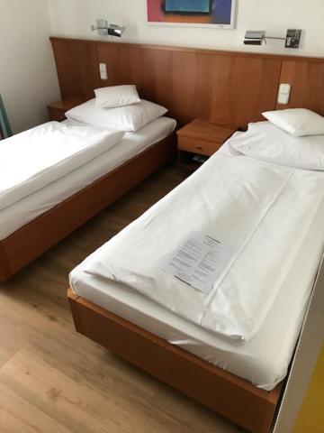 Seminar- Und Urlaubshotel Schulz Bergen  Zewnętrze zdjęcie